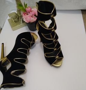 Shoe Dazzle Women's Heels size 7